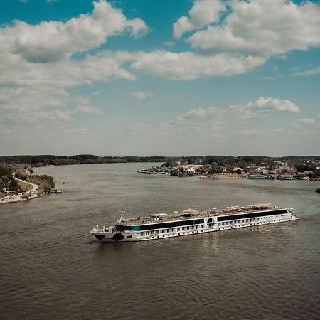 Diana Sunshine Apartment Тулча Екстериор снимка