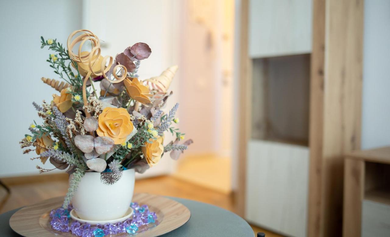 Diana Sunshine Apartment Тулча Екстериор снимка